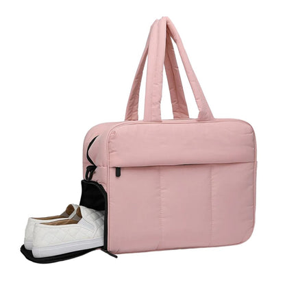 Wolkentrip - Komfortable Sport- & Reisetasche