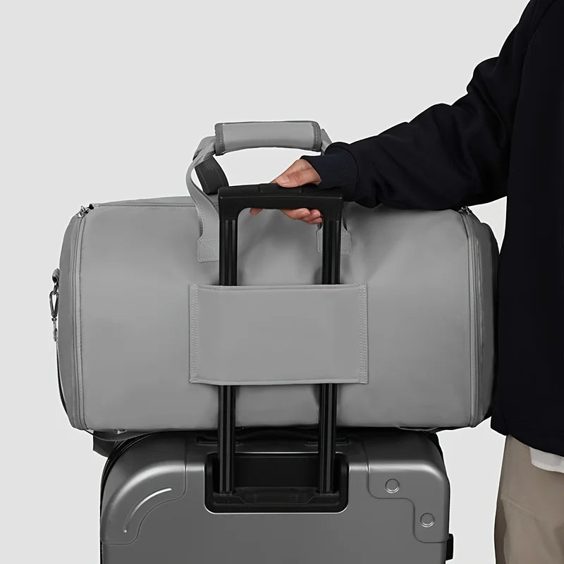 Mara - Reisetasche & Rucksack mit Kleidersack & mehr Platz