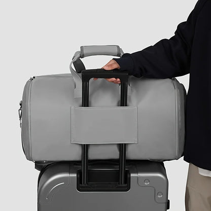 Mara - Reisetasche & Rucksack mit Kleidersack & mehr Platz